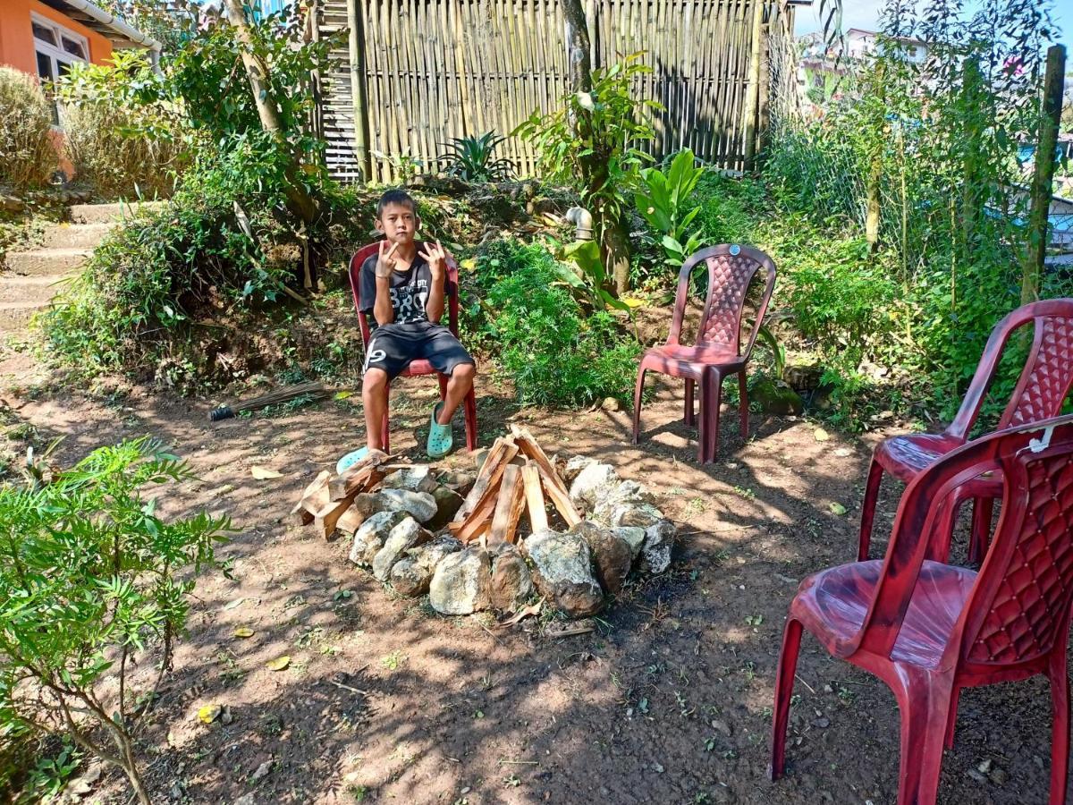 Theeng'S Homestay Mirik Bagian luar foto